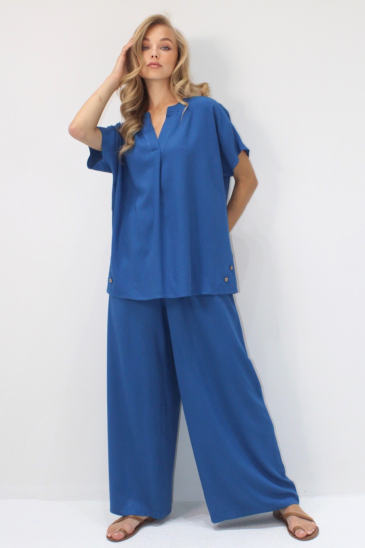 Mavi Düğme Detaylı Rahat Kesim Viskon Dokuma İkili Takım