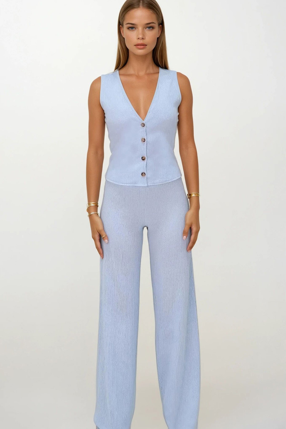 Mavi V Yaka Düğmeli Yelek Ve Pantolon Takım