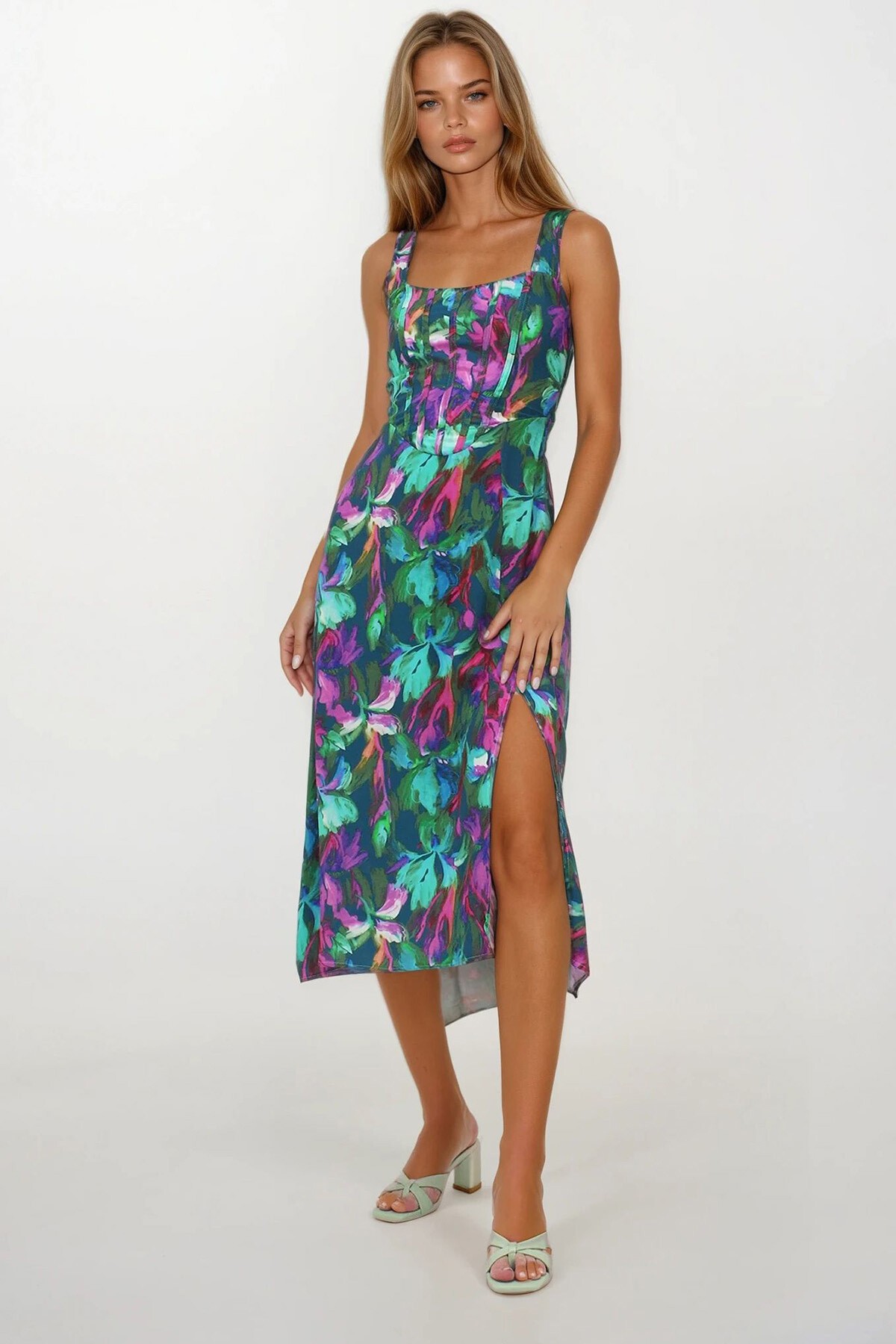 Mix Kare Yaka Yırtmaçlı Nervür Detaylı Fermuarlı Elbise