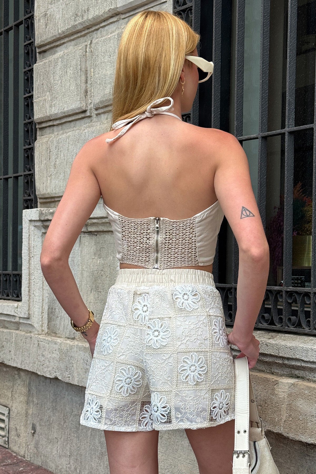 Mix Şort Büstiyer Çanta Ve Gözlük - Golden Hour V00028