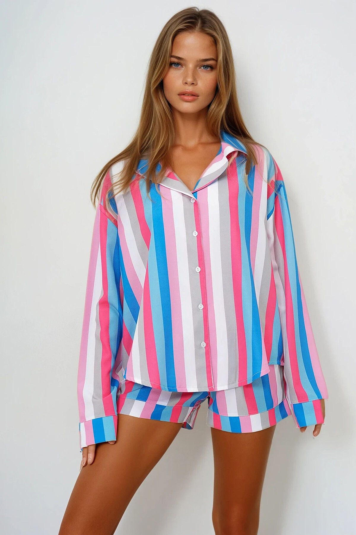 Mix V Yaka Manşet Ve Paça Detaylı Dokuma Yazlık Gömlek Ve Şort Pijama Takım