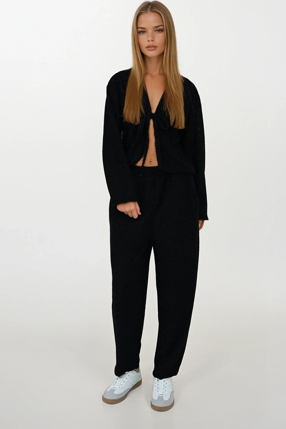 Siyah Bağlamalı Bluz Ve Beli Lastikli Palazzo Pantolon Takım