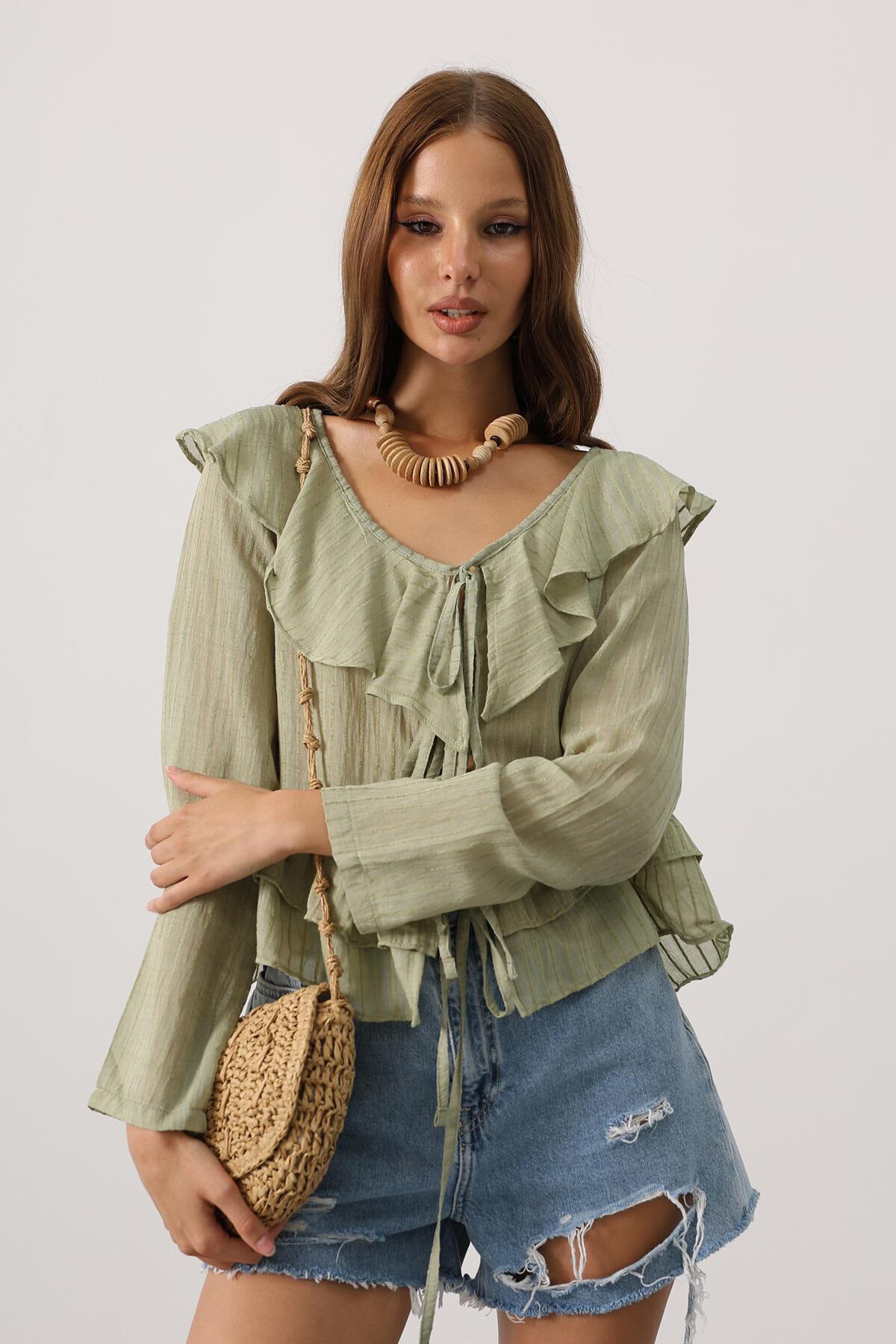 Haki Fırfırlı Bağlama Detaylı Uzun Kol Bluz