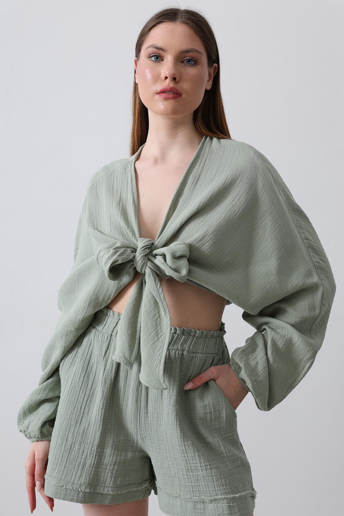 Haki Önü Bağlama Detaylı Uzun Kollu Bluz