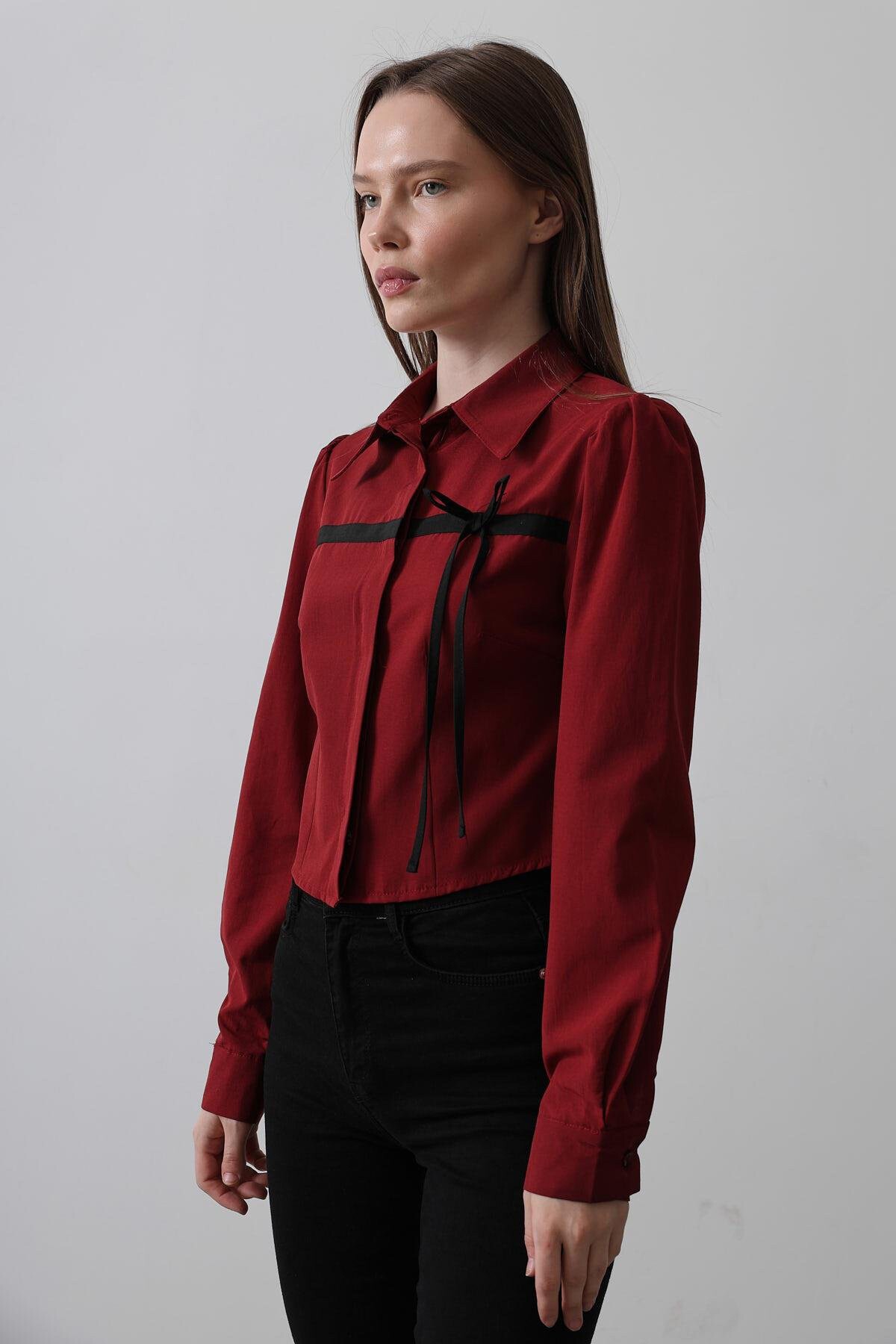 Bordo Önü Kontrast Fiyonklu Gömlek