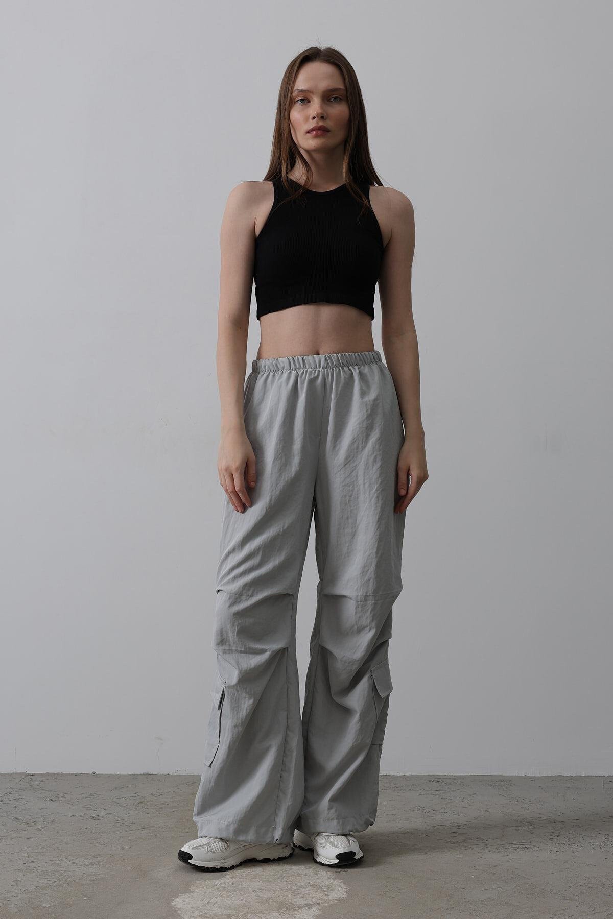 Gri Beli Lastikli Paraşüt Kargo Pantolon