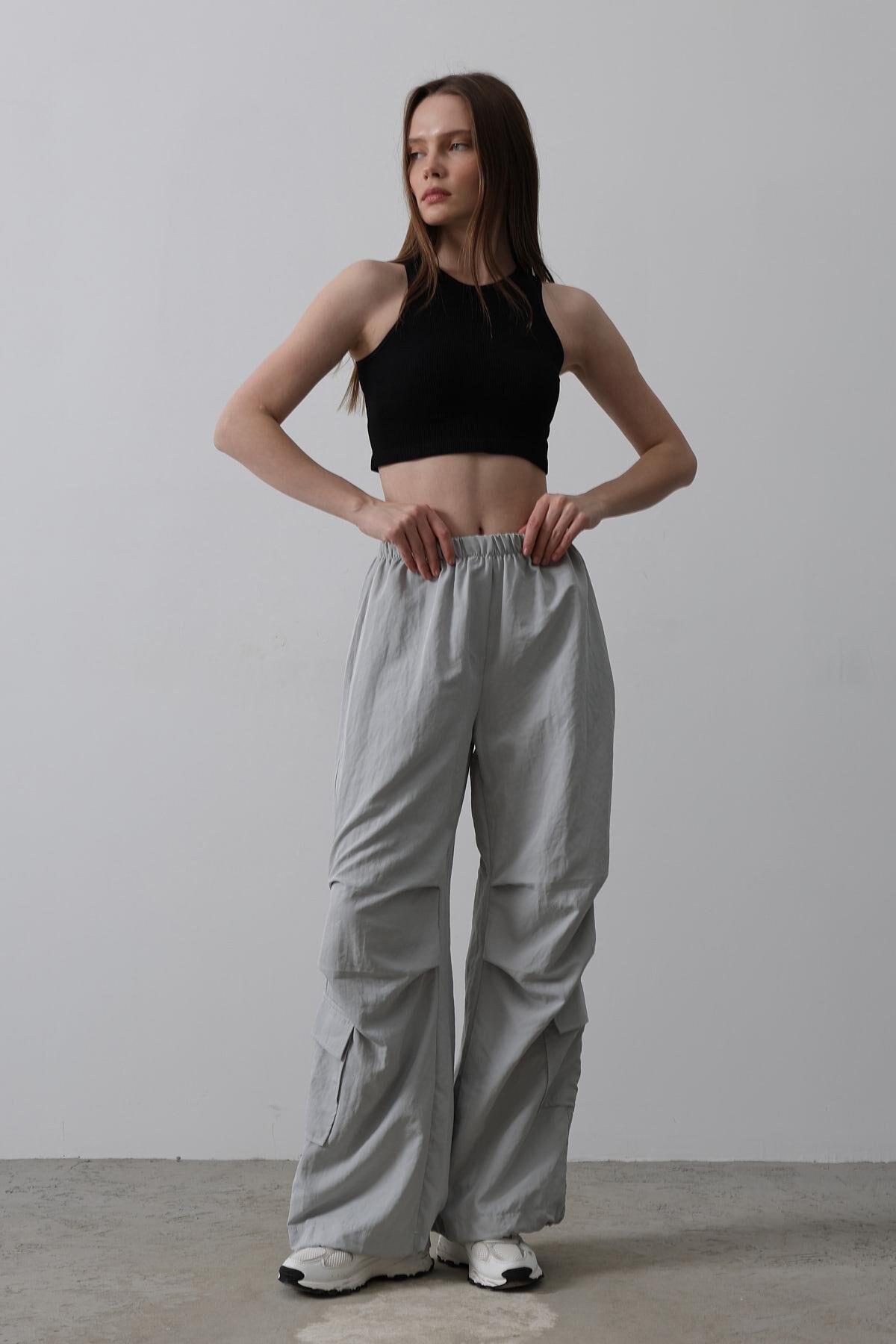 Gri Beli Lastikli Paraşüt Kargo Pantolon