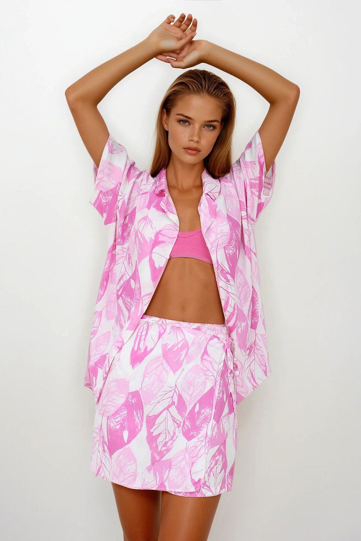 Pembe Beli Lastikli Kapaklı Şort Etek Dokuma Gömlek Takım