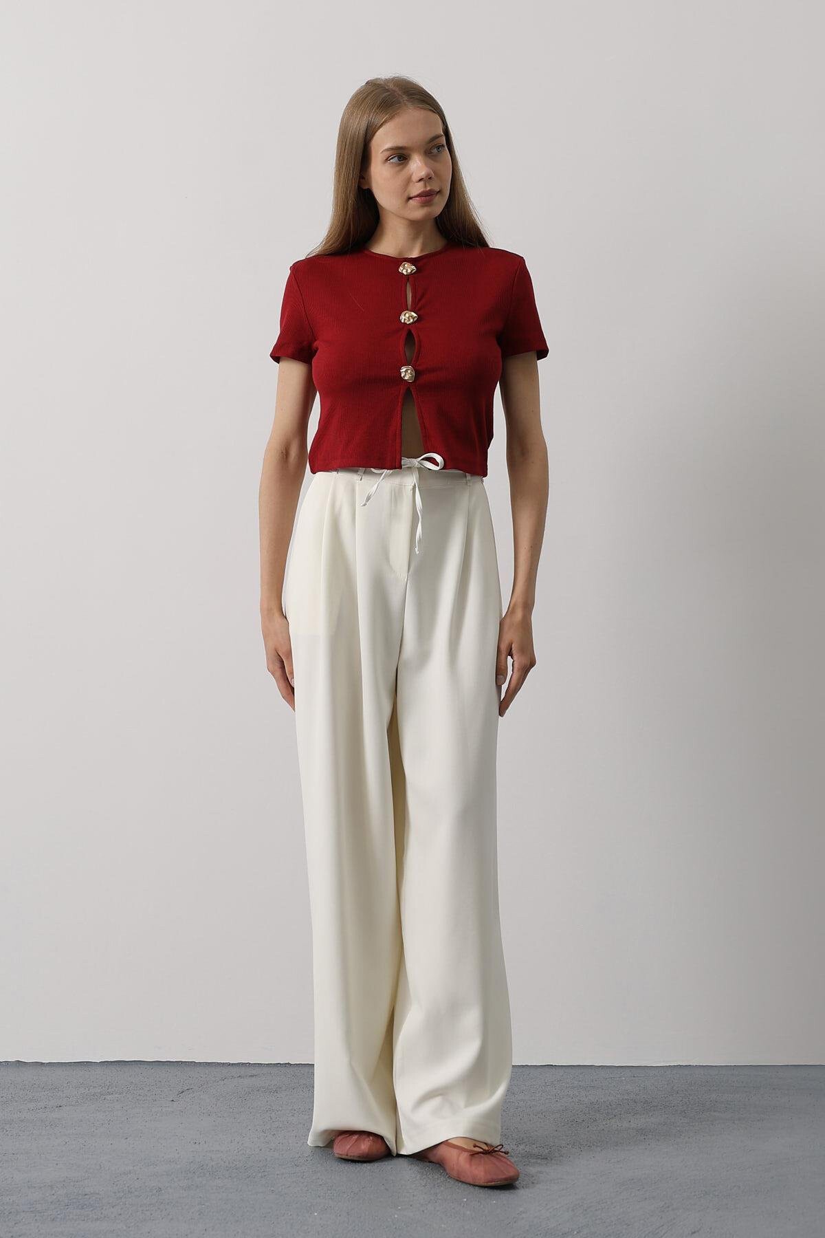 Ekru Çift Cepli Pileli Bağcıklı Oversize Pantolon