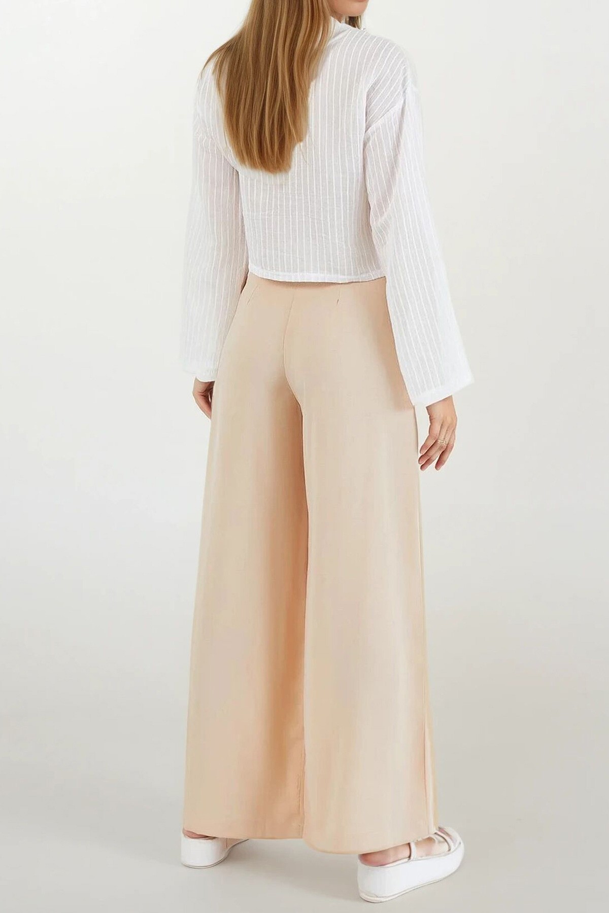 Taş Düğme Kapamalı Pileli Palazzo Pantolon