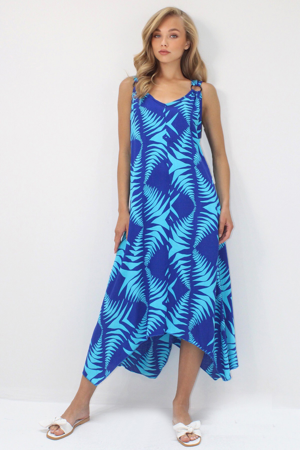 Saks Asimetrik Kesim Askılı Halka Detaylı Rahat Kalıp Dokuma Viskon Elbise