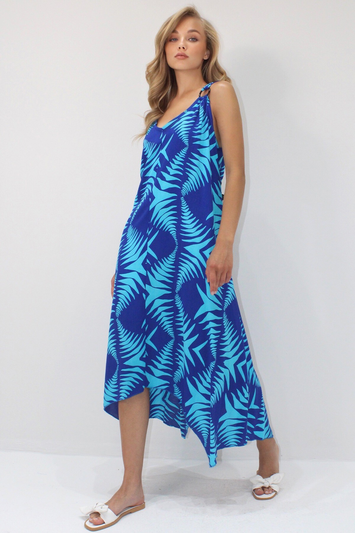 Saks Asimetrik Kesim Askılı Halka Detaylı Rahat Kalıp Dokuma Viskon Elbise