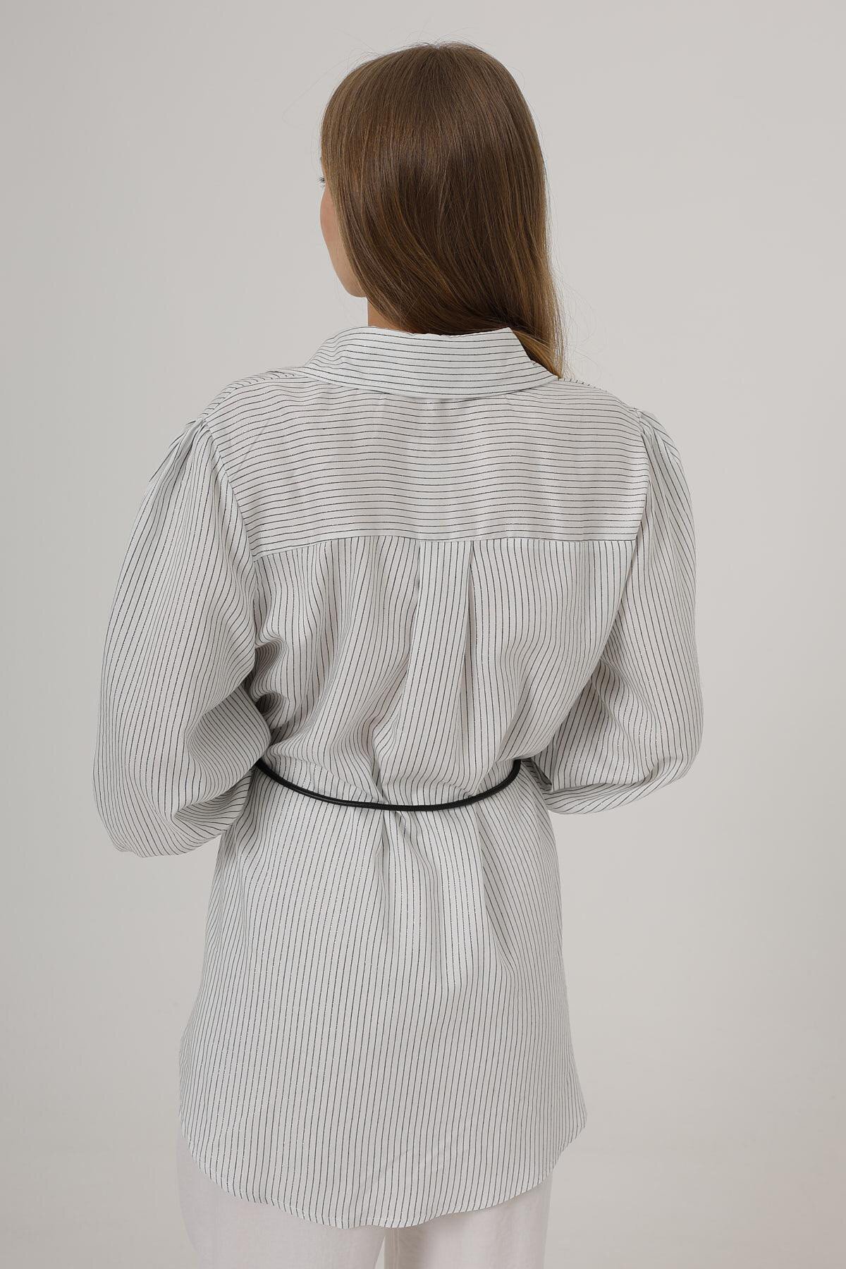 Beyaz Çizgili Kemer Detaylı Balon Kol Gömlek