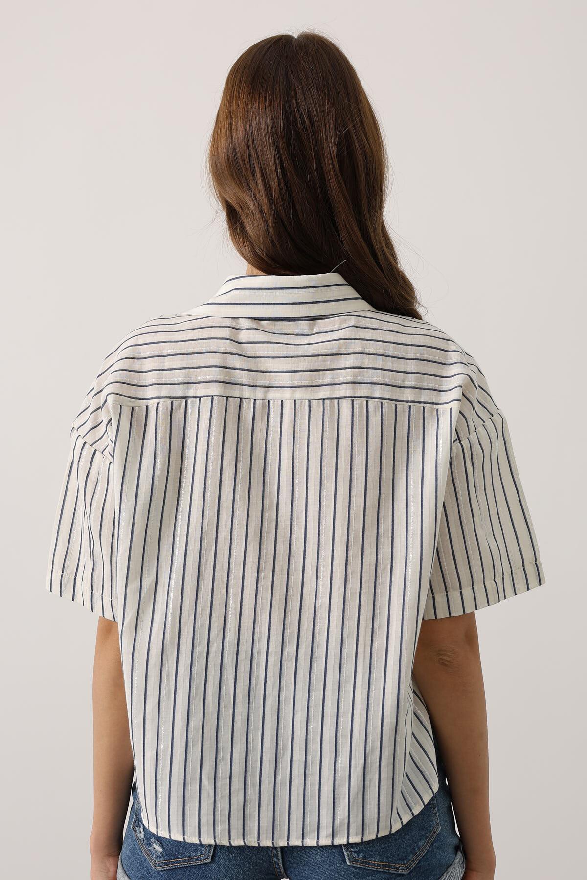 Lacivert Simli Çizgili Kısa Kol Gömlek