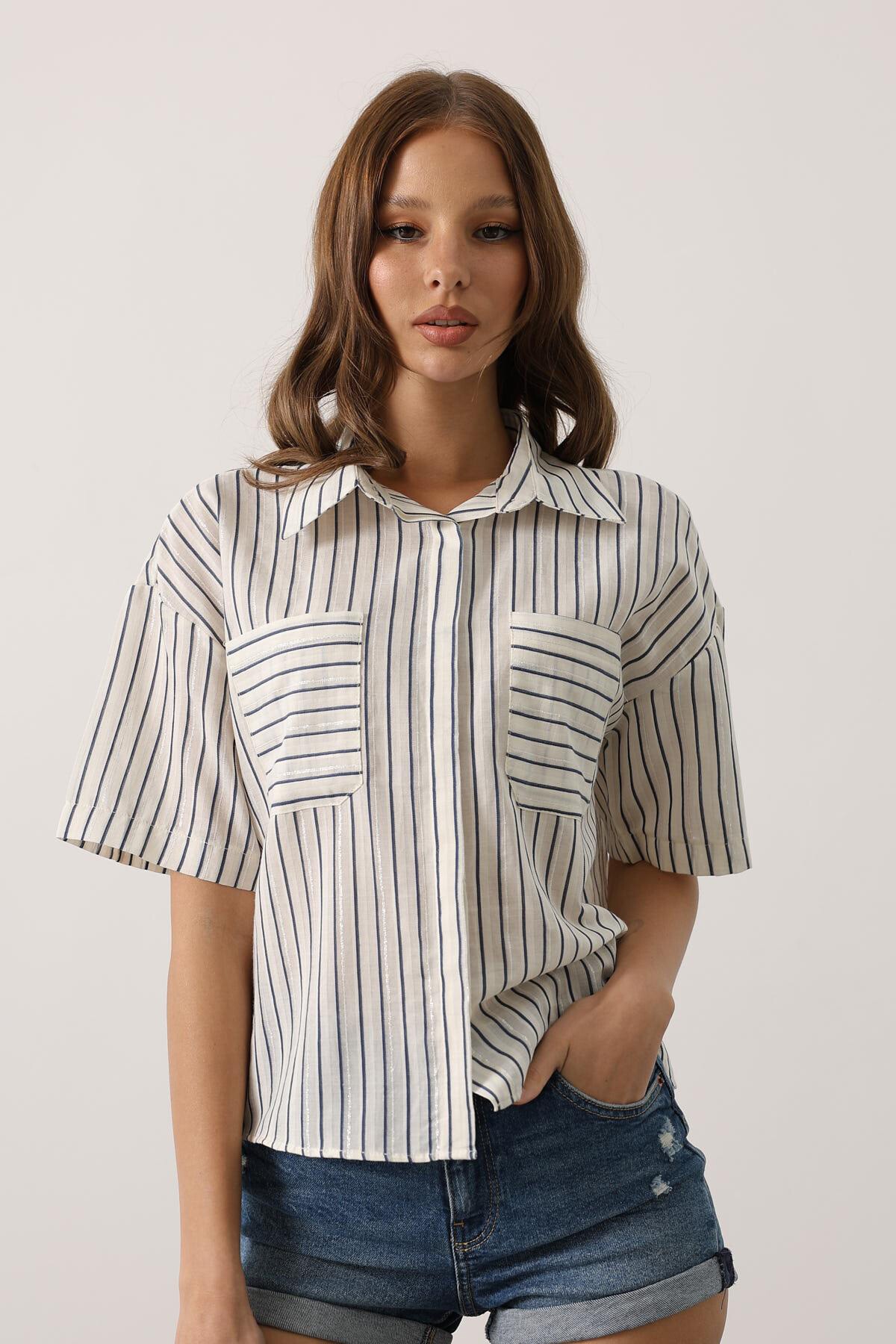 Lacivert Simli Çizgili Kısa Kol Gömlek