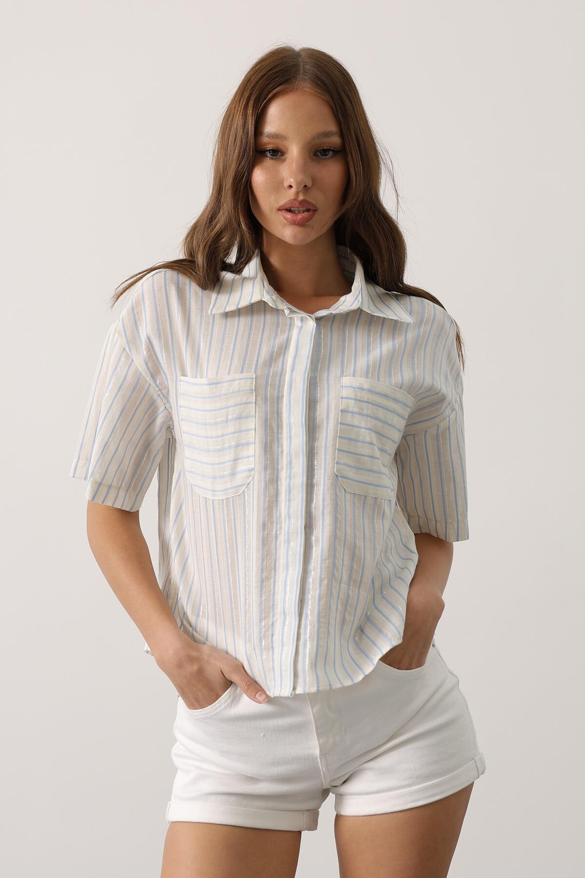 Mavi Simli Çizgili Kısa Kol Gömlek