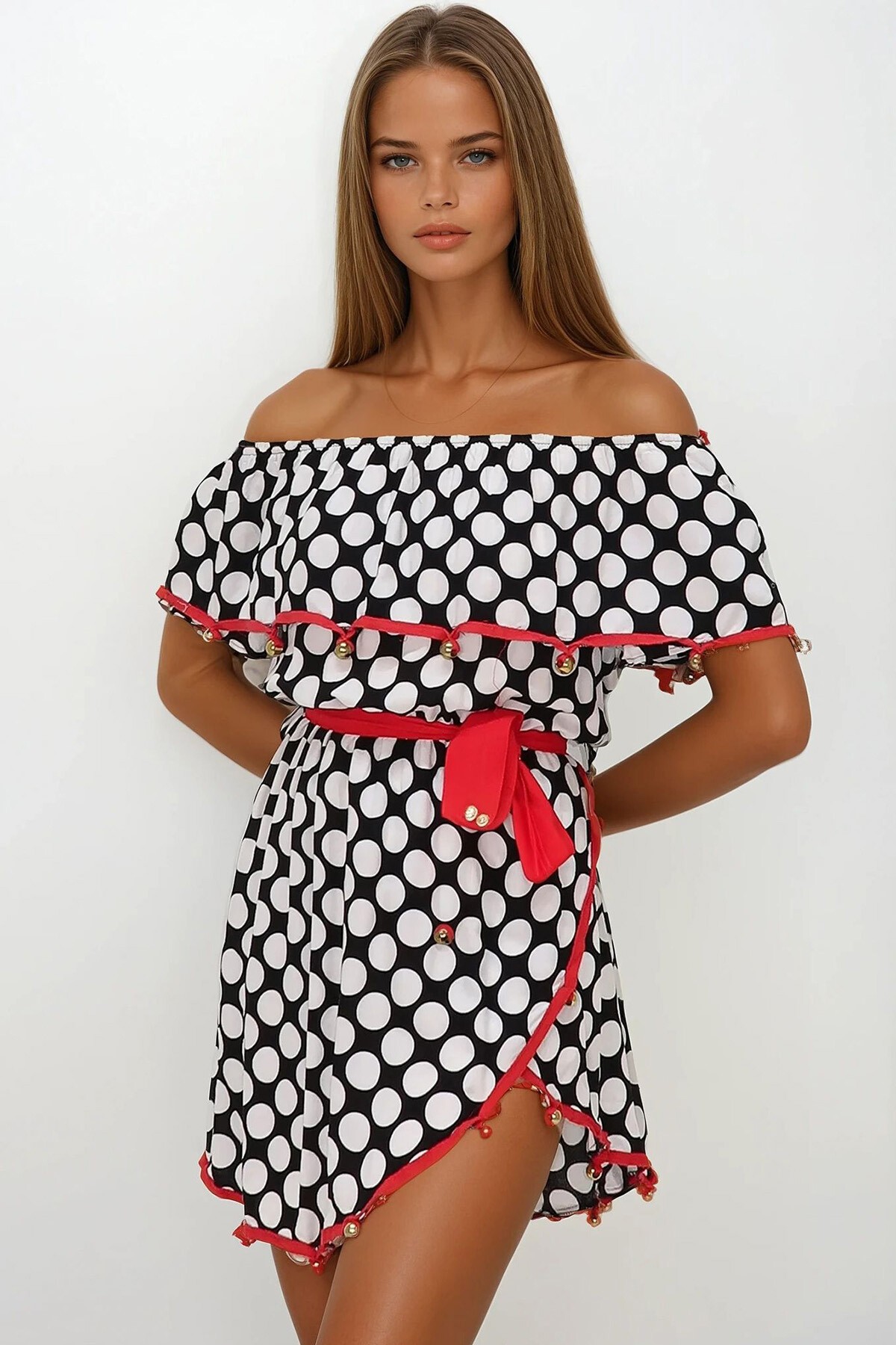 Siyah-Beyaz Madonna Yaka Boncuk İşlemeli Asimetrik Kesim Midi Boy Yazlık Elbise