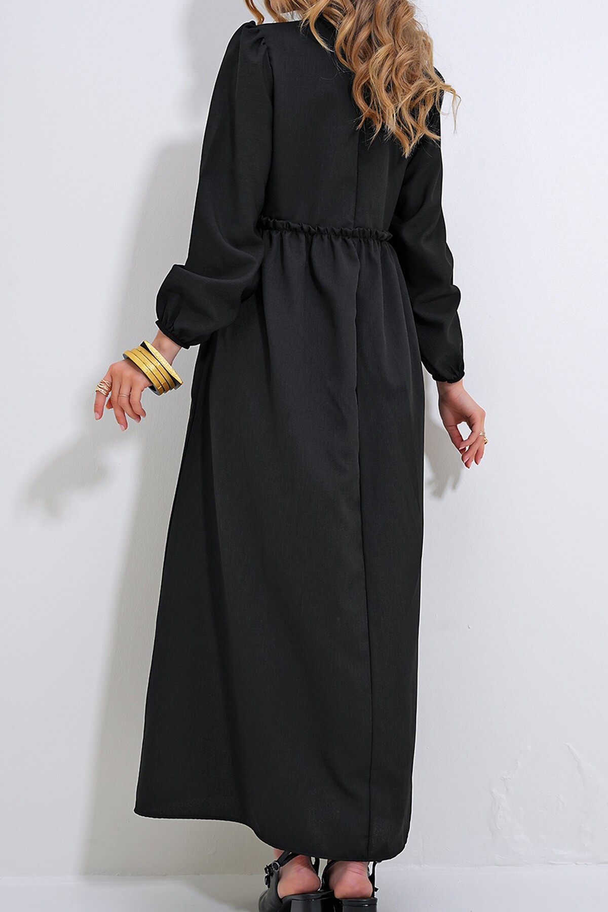 Siyah Dik Yaka Önü Kroşata Örgülü Sırtı Fermuarlı Dokuma Elbise