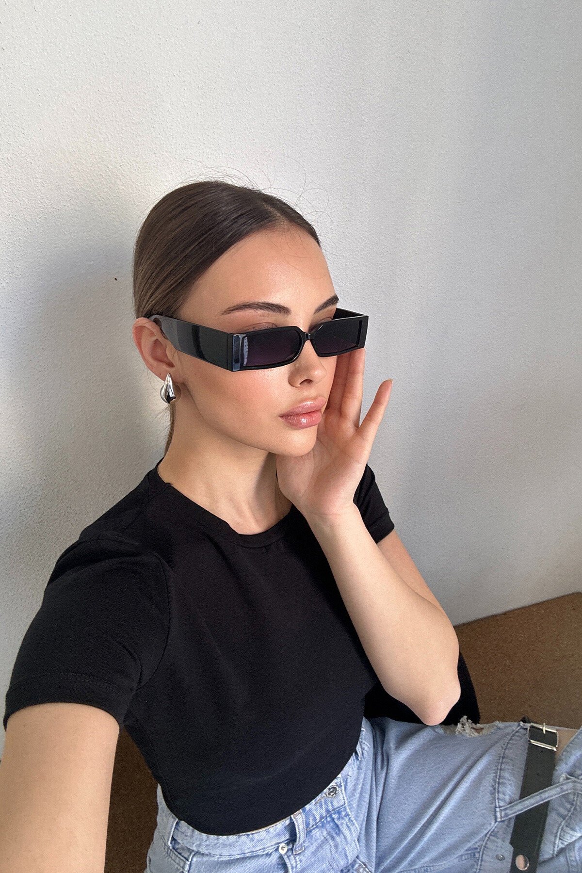 Siyah Dikdörtgen Kalın Saplı Güneş Gözlüğü
