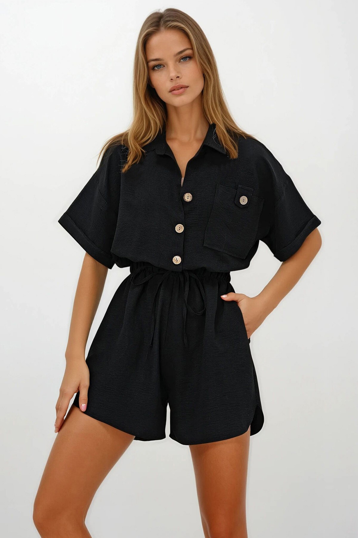 Siyah Gömlek Yaka Çift Cepli Şort Tulum