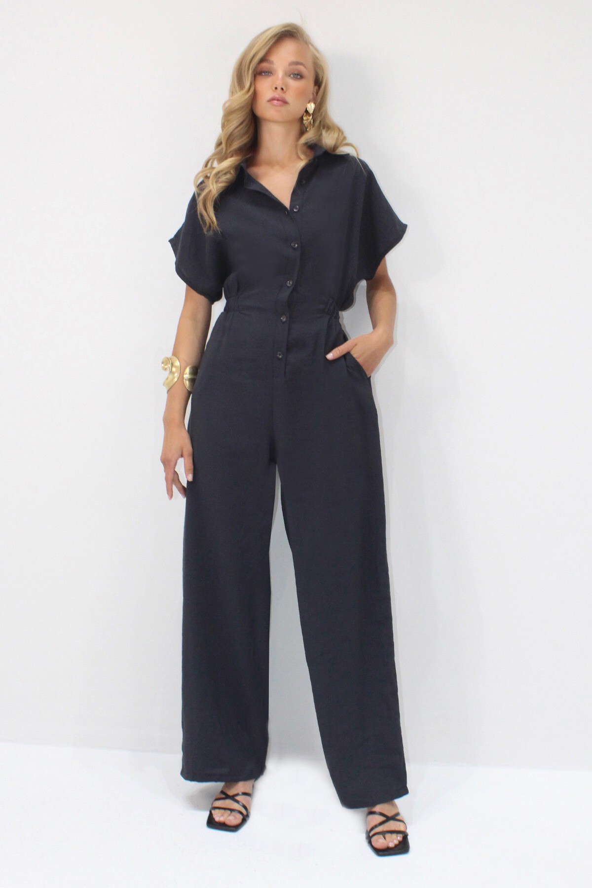 Siyah Gömlek Yaka Düğmeli Çift Cepli Kumaş Tulum