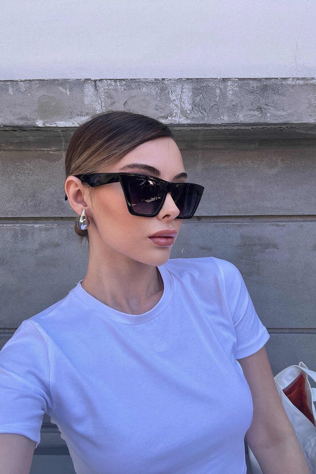 Siyah Kalın Saplı Güneş Gözlüğü