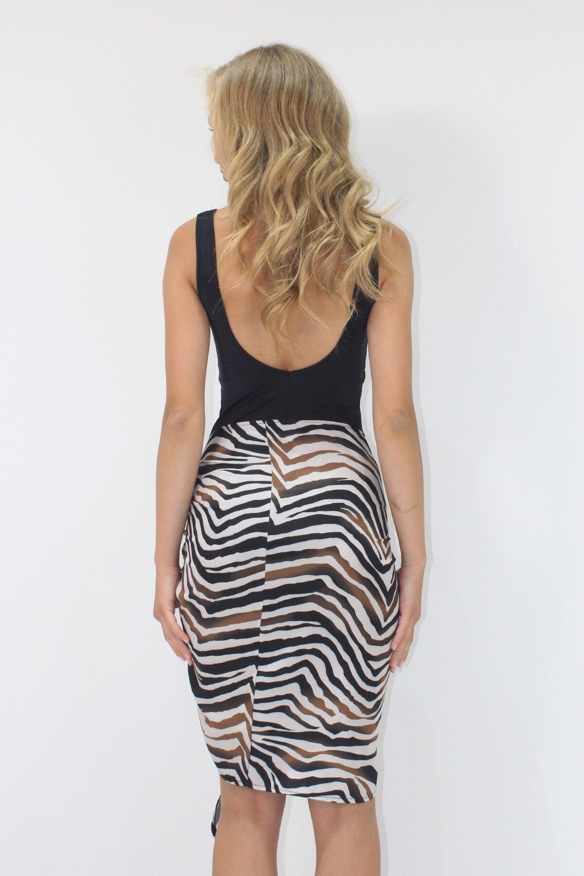 Siyah Karamel Desenli Mini Plaj Pareo