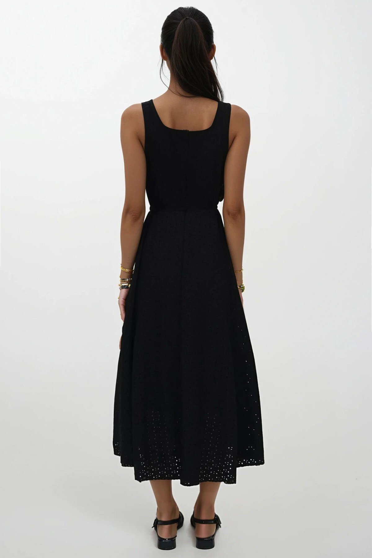 Siyah Kare Yaka Askılı İçi Astarlı Maxi Boy Fisto Elbise