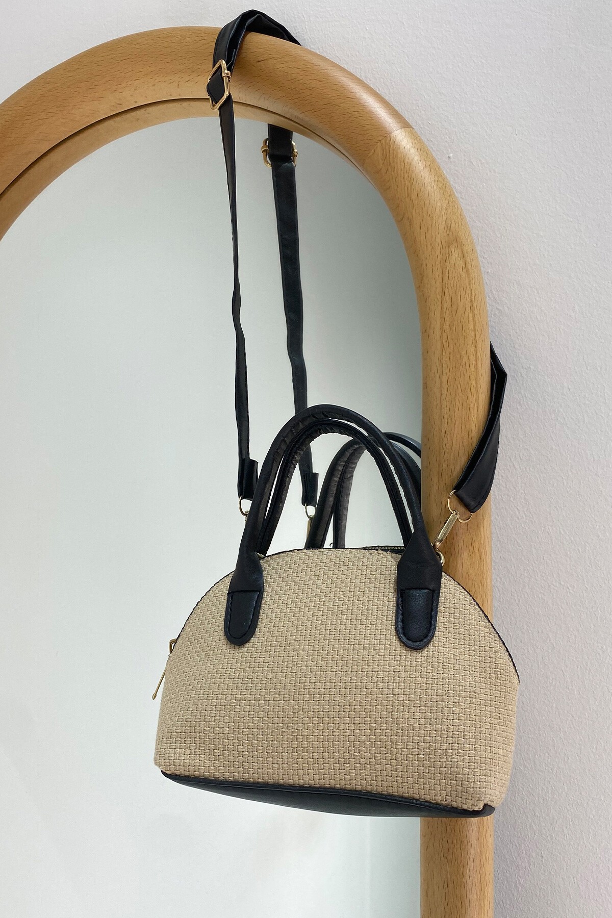 Siyah Mini Çapraz Askılı El Ve Omuz Çantası