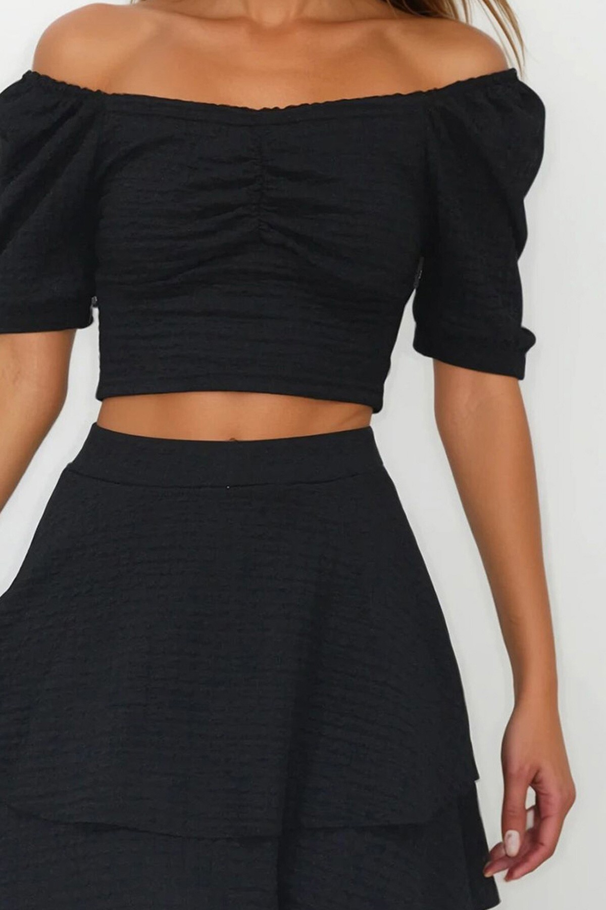 Siyah Prenses Kol Büzgülü Bluz Ve Eteği Volanlı Bürümcük Takım