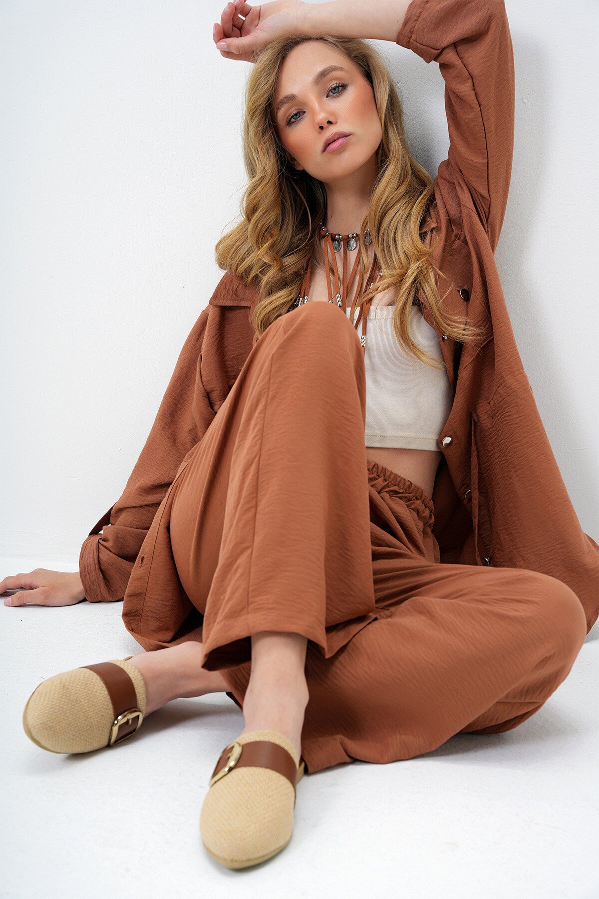 Taba Kemer Tokalı Hasır Düz Terlik