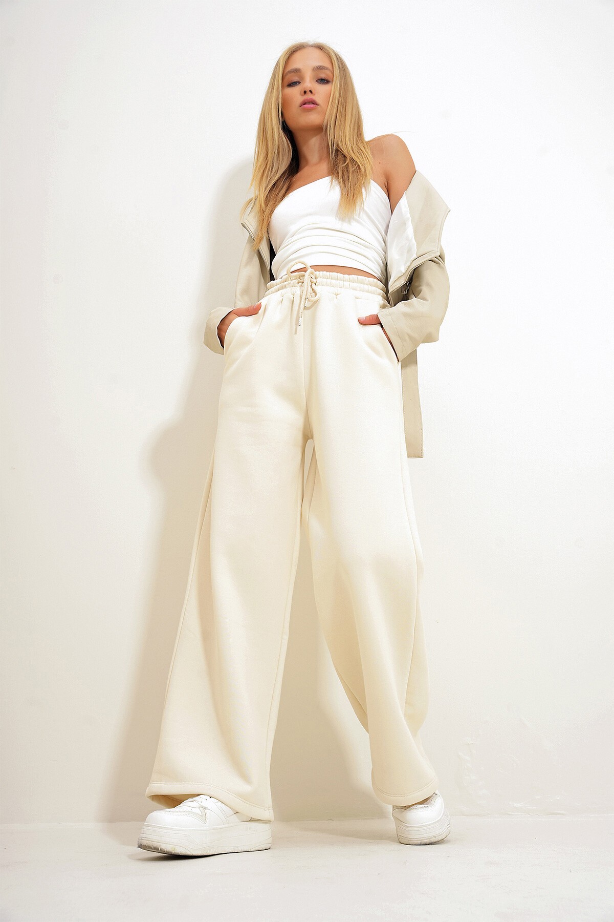 Taş Çift Cepli İçi Şardonlu 3 İplik Palazzo Pantolon