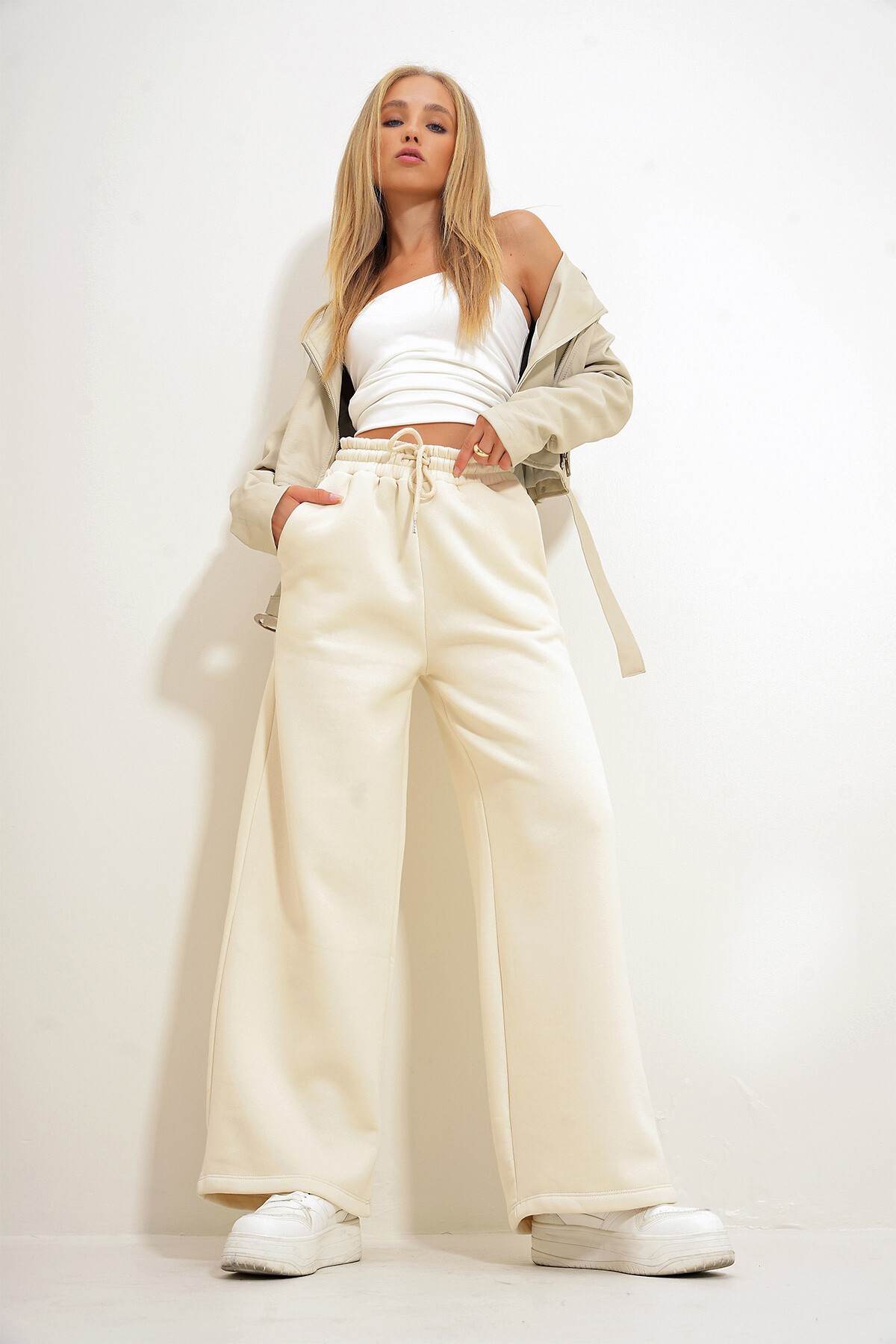 Taş Çift Cepli İçi Şardonlu 3 İplik Palazzo Pantolon