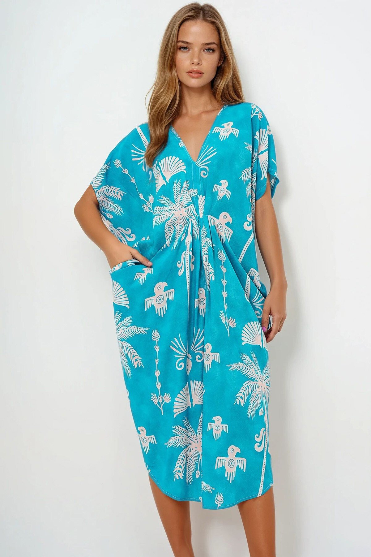 Turkuaz Mavi V Yaka Desenli Yazlık Maxi Boy Dokuma Elbise