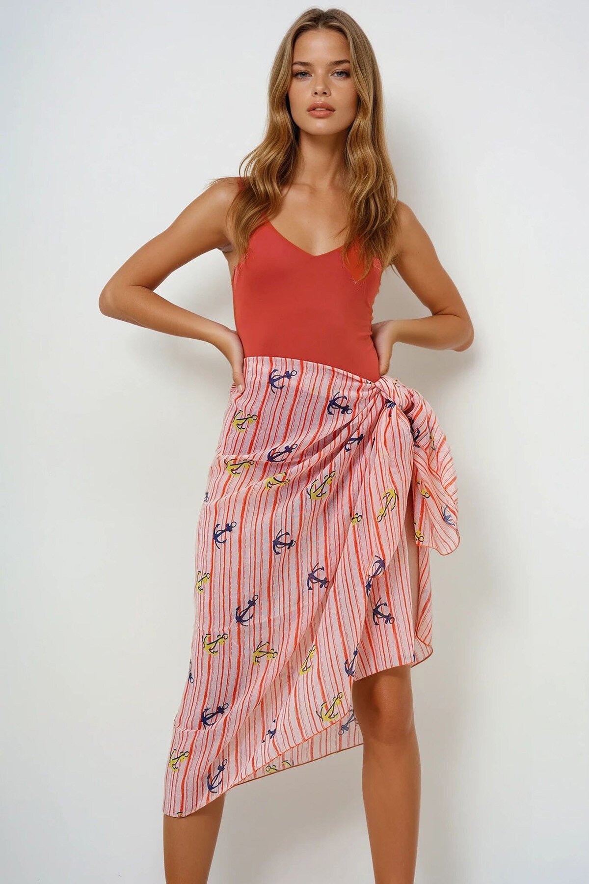 Turuncu Çapa Desenli Pareo Şal