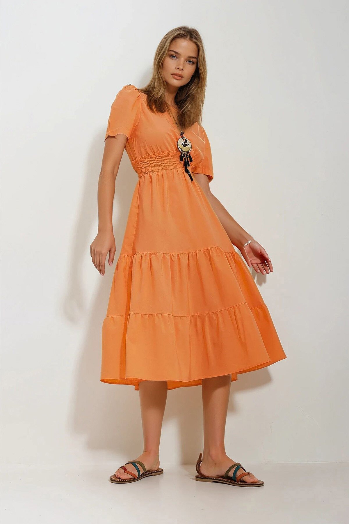 Turuncu Kruvaze Beli Gipeli Valonlu Dokuma Poplin Elbise