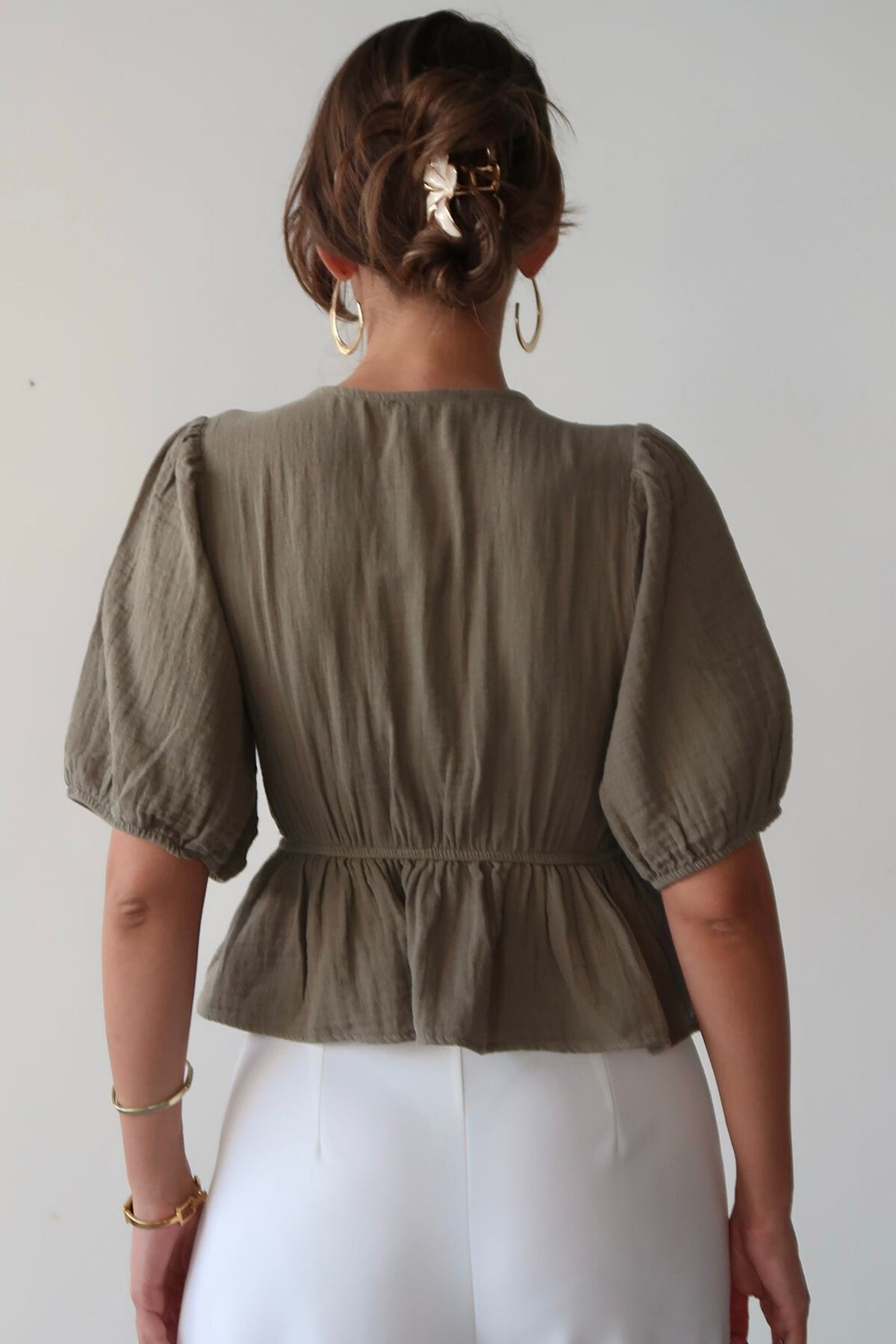 Haki V Yaka Yarım Kol Önden Bağlamalı Bluz