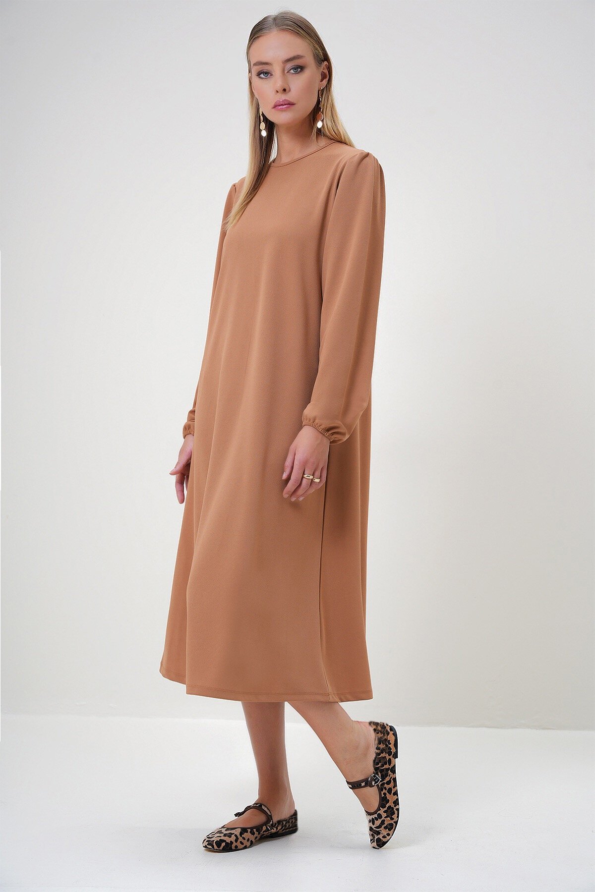 Vizon Bisiklet Yaka Maxi Box Crep Örme Elbise