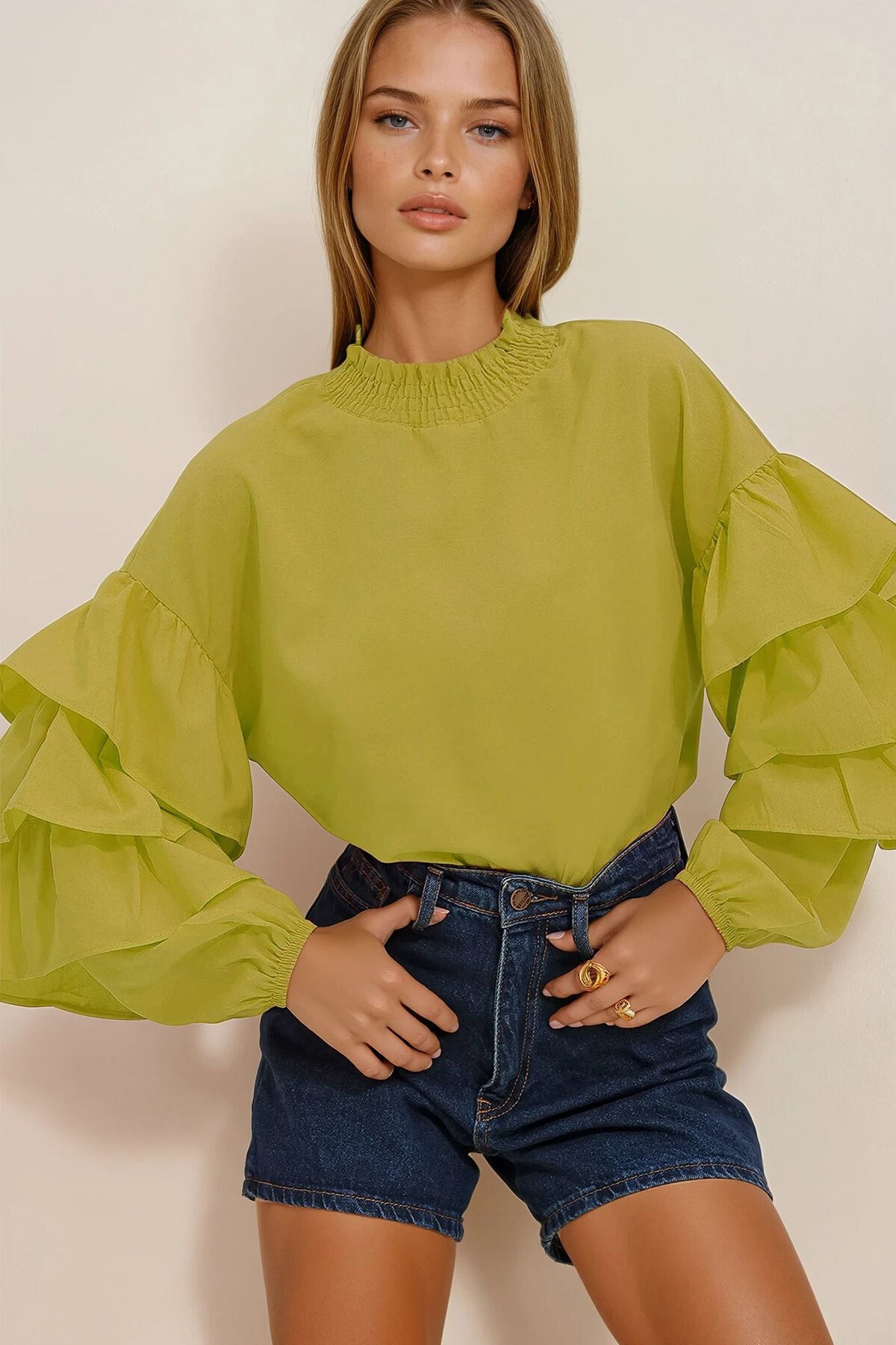 Yağ Yeşili Balıkçı Yaka Kolları Kat Volanlı Dokuma Bluz