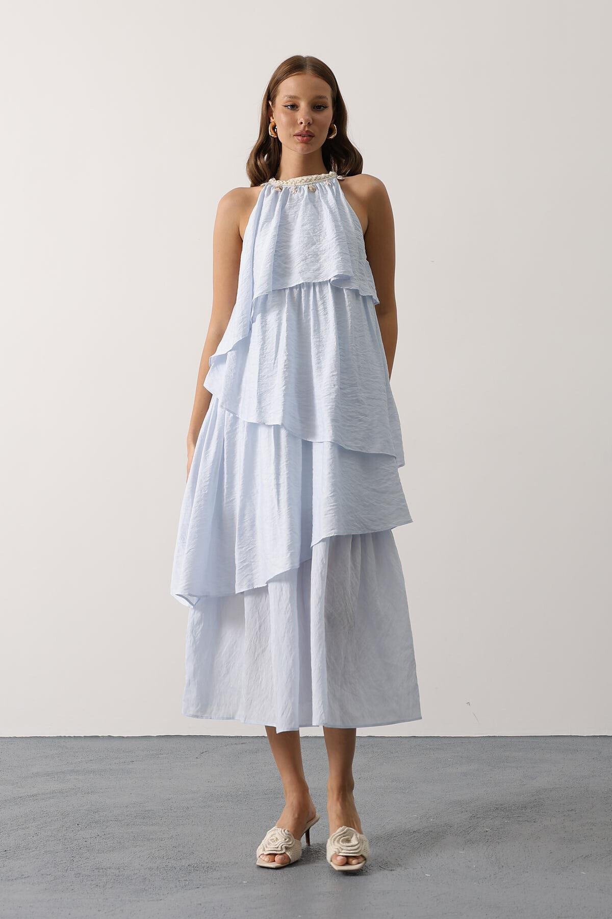 Bebe Mavisi Yaka Süslemeli Kat Kat Akışkan Kesim Midi Boy Elbise