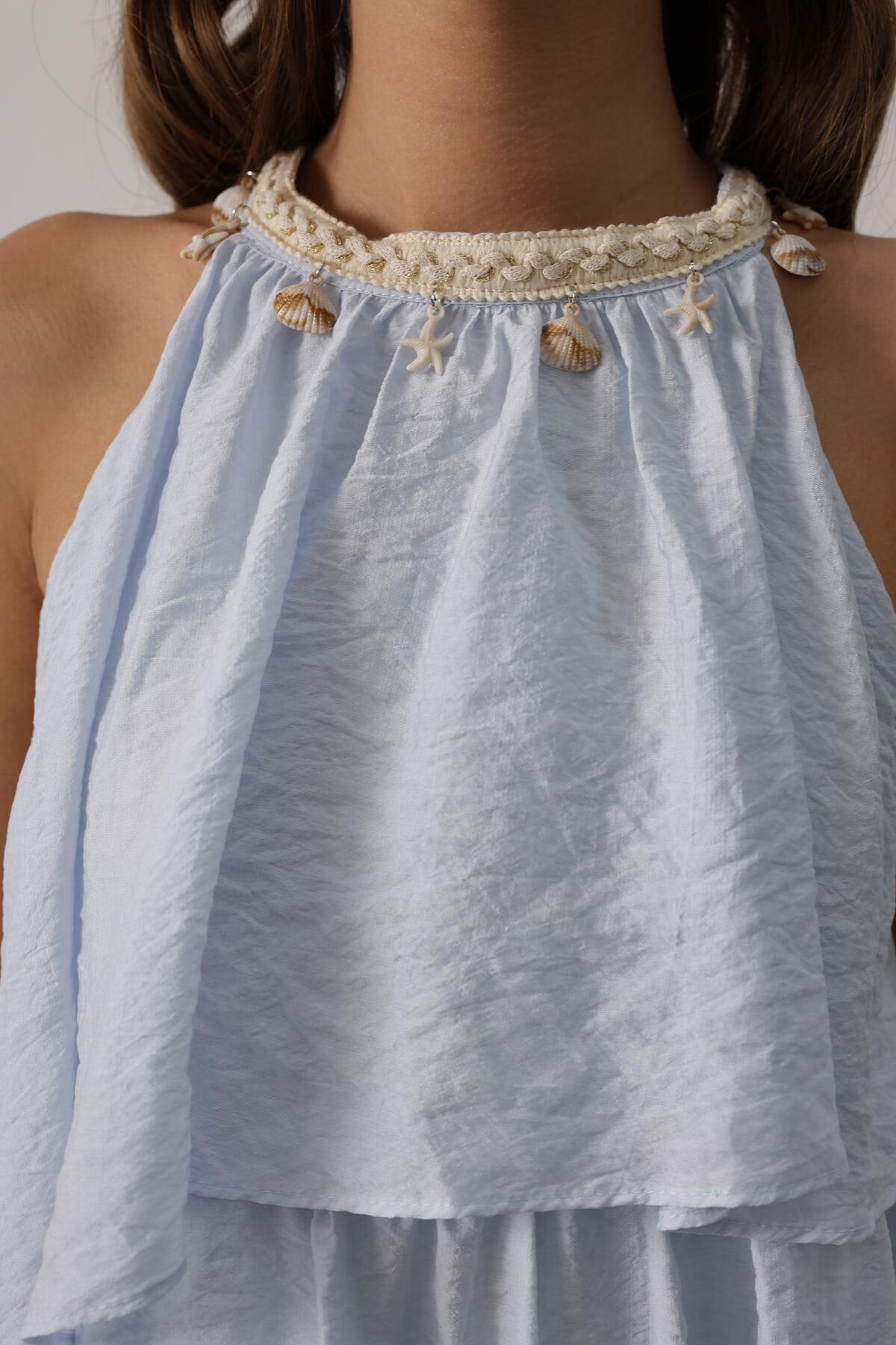 Bebe Mavisi Yaka Süslemeli Kat Kat Akışkan Kesim Midi Boy Elbise