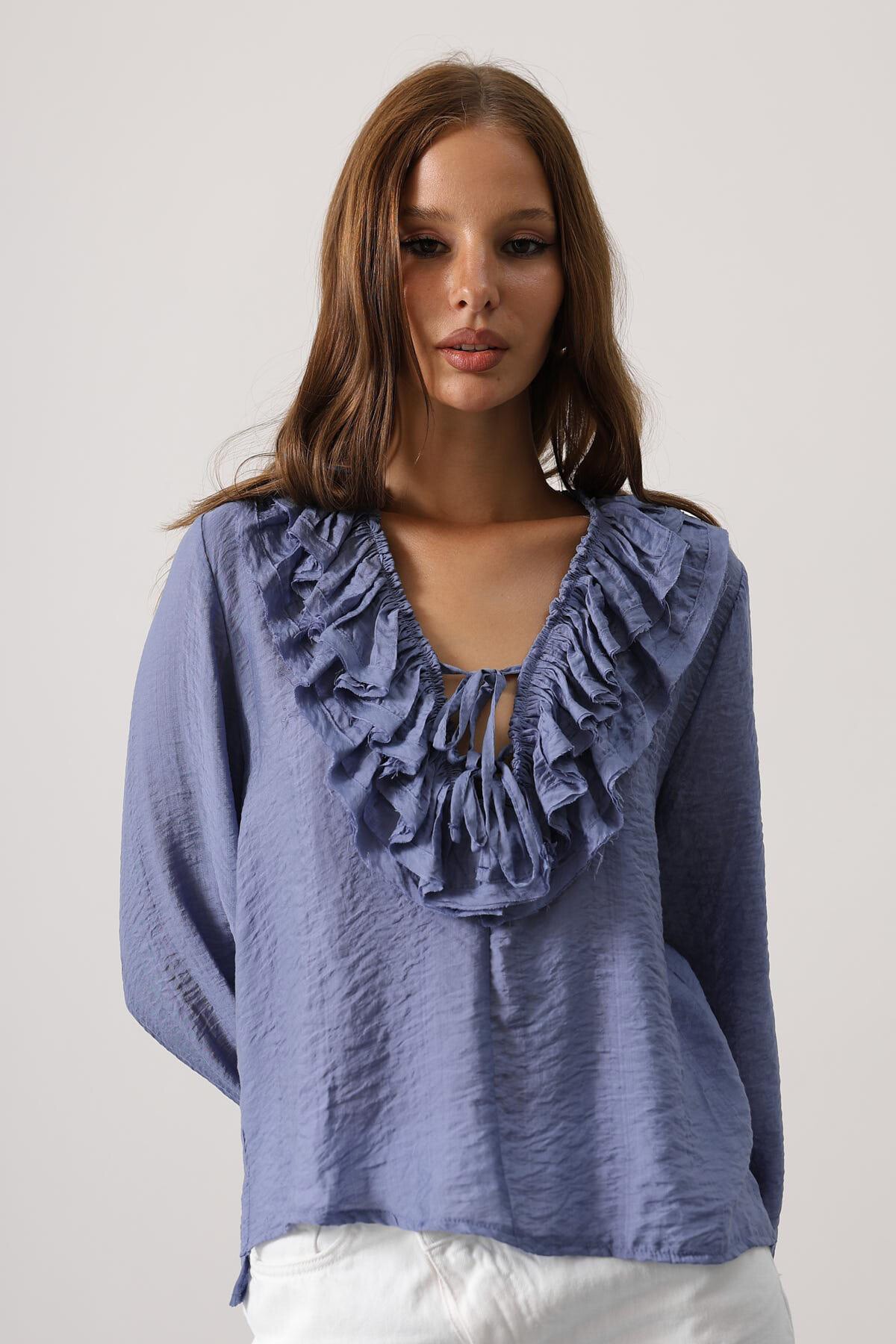 İndigo Yakası Fırfırlı Uzun Kollu Bluz