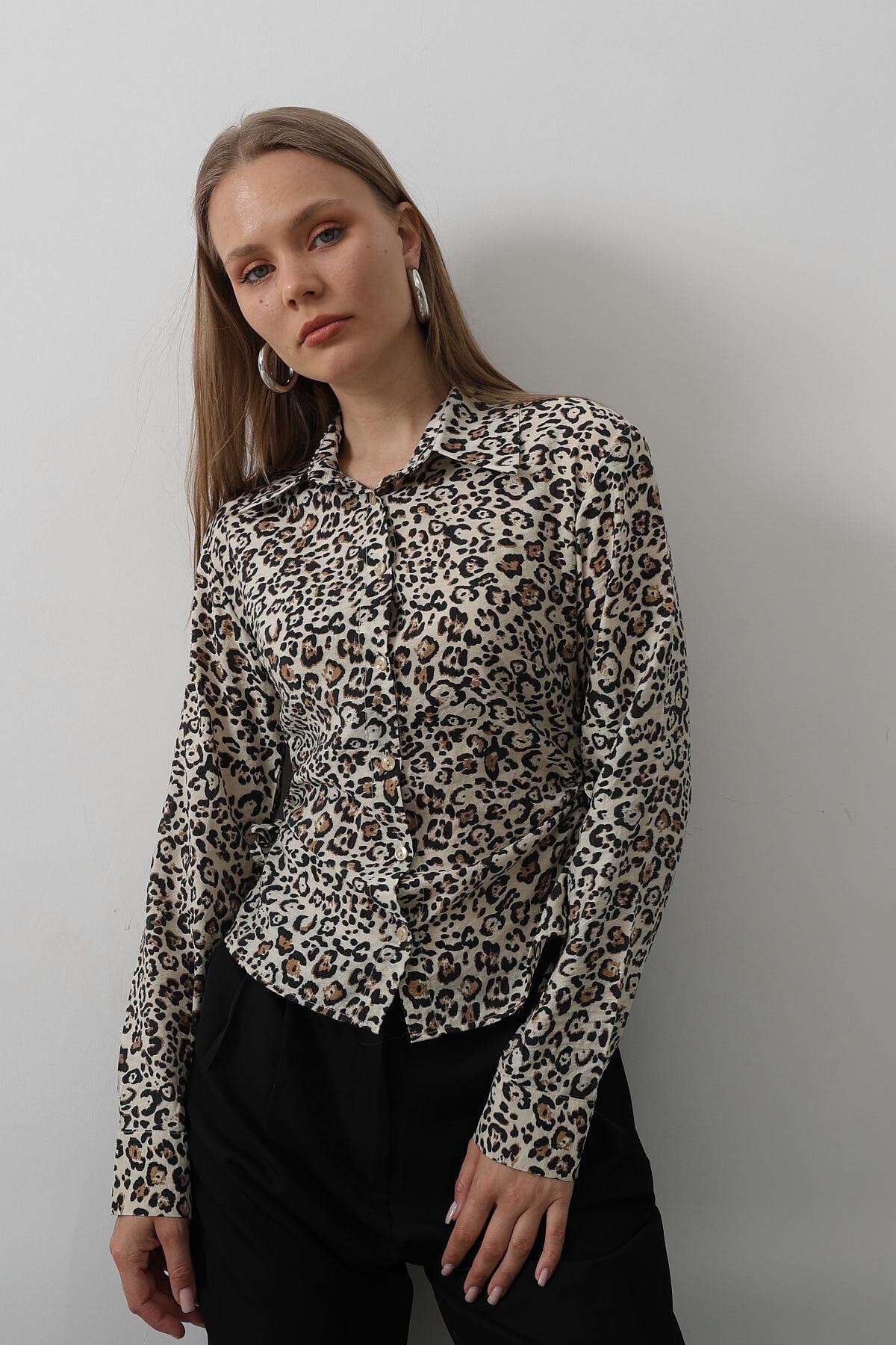 Leopar Yanları Büzgülü Leopar Gömlek