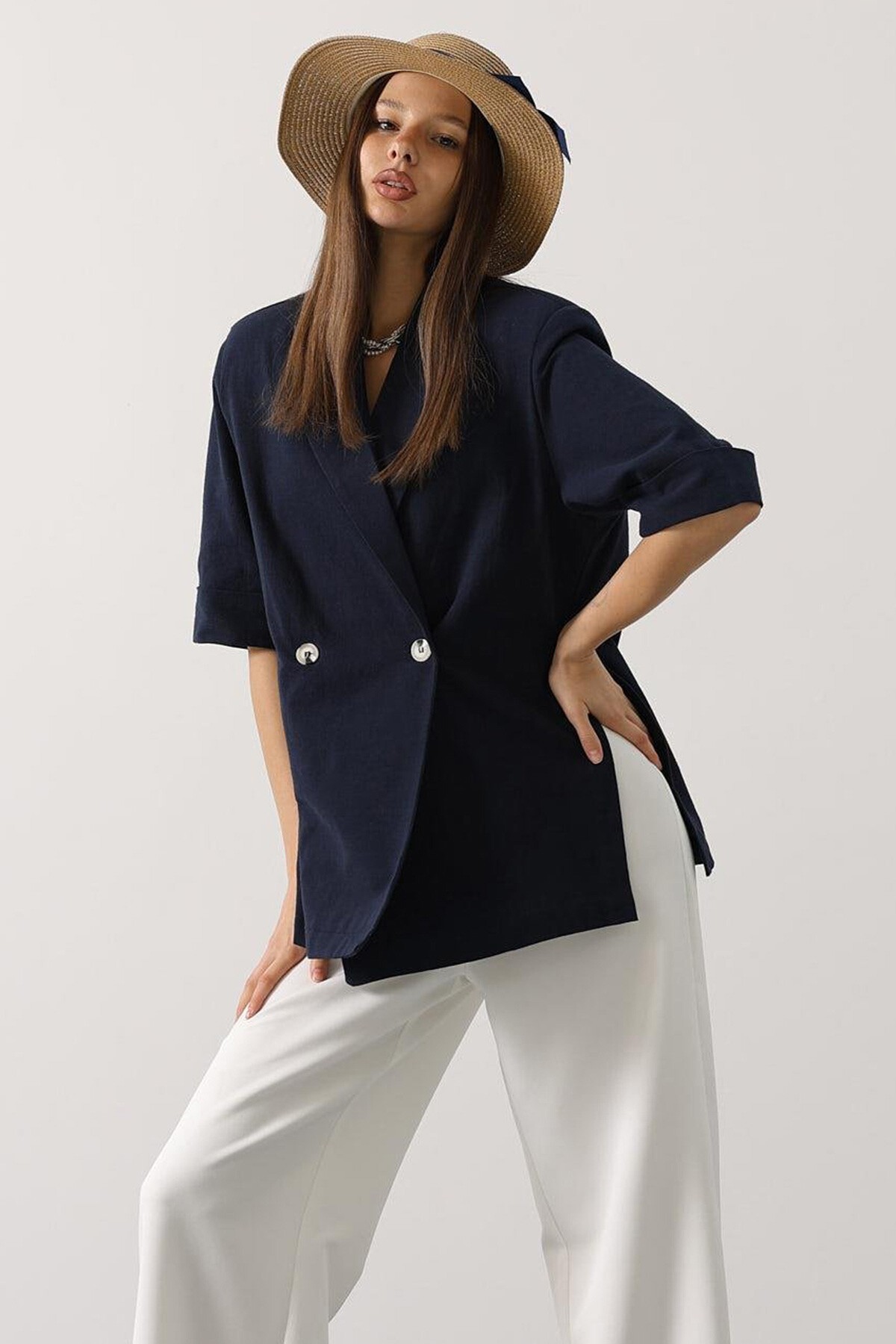 Lacivert Yarım Kol Oversize Yırtmaçlı Ceket