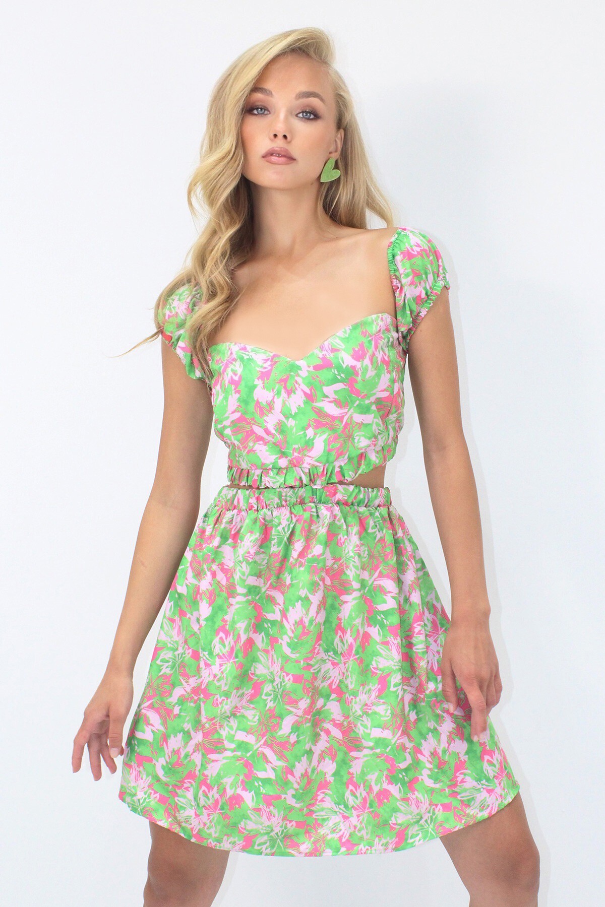 Yeşil Öpücük Yaka Out-Cut Kesimli Desenli Poplin Elbise