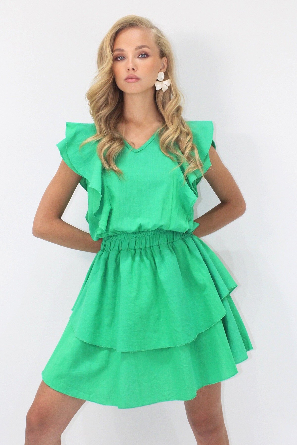 Yeşil V Yaka Fırfır Detaylı Eteği Kat Kat Volanlı Flamlı Keten Mini Elbise