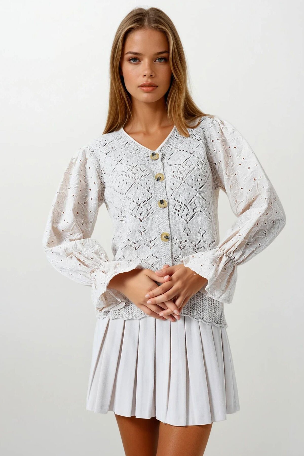 Bej Ajurlu Triko Brode Kol Düğmeli Hırka