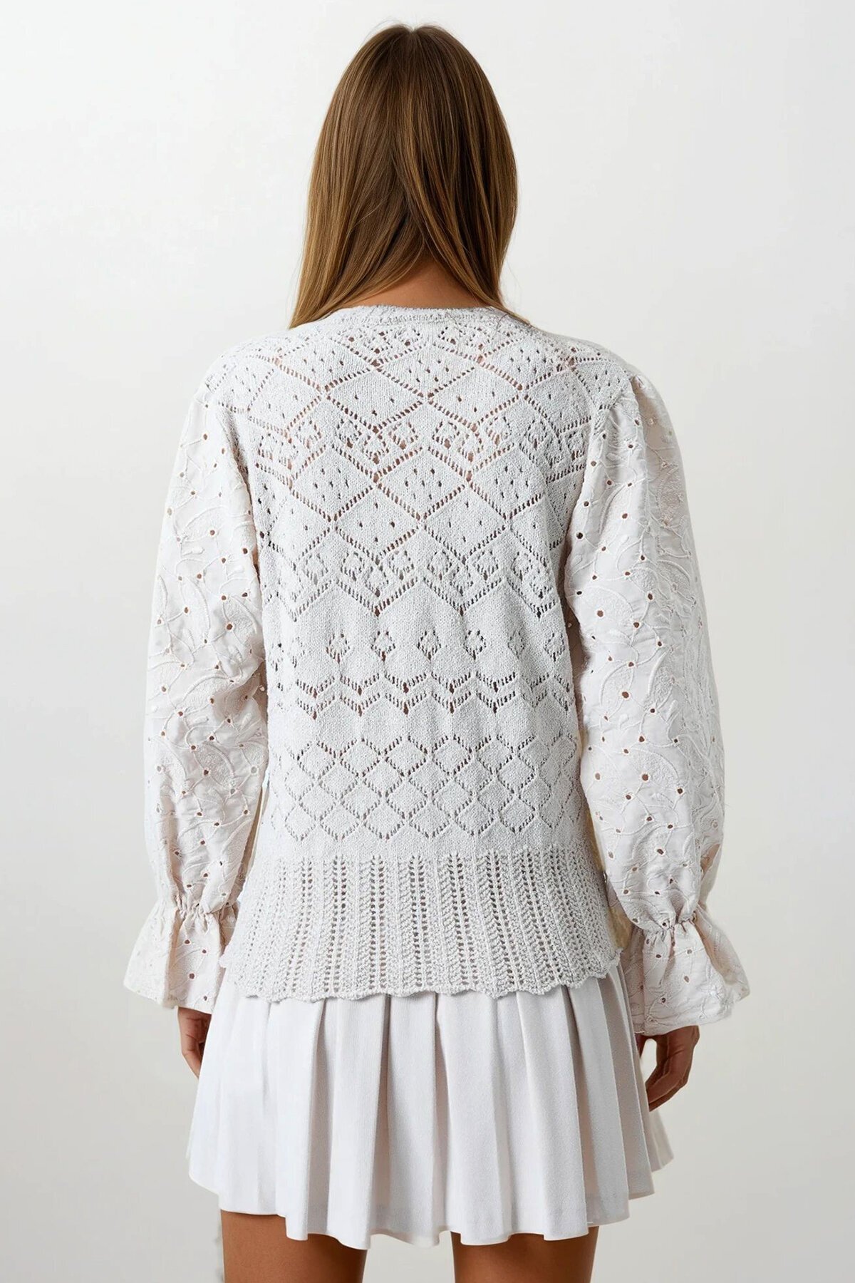 Bej Ajurlu Triko Brode Kol Düğmeli Hırka