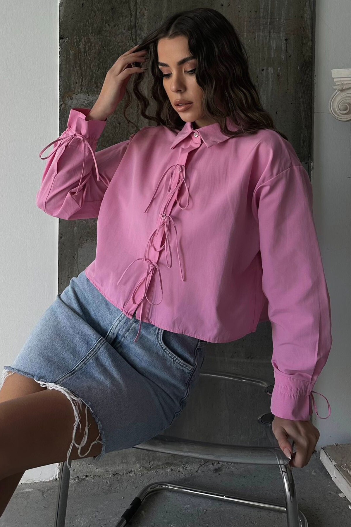 Pembe Bağcıklı Crop Dokuma Gömlek
