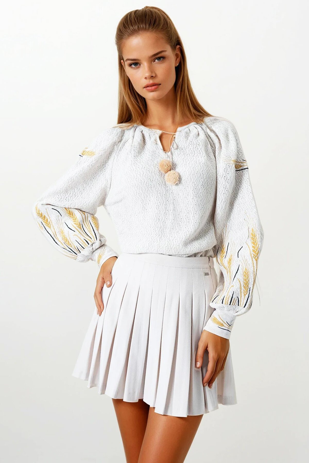 Bej Başak Nakışlı Bağcıklı Püskül Detaylı Bohem Bluz